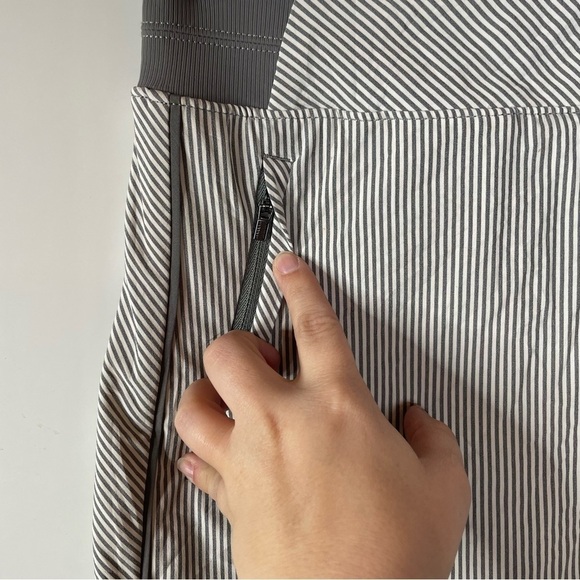 Athleta Brooklyn Textured Skort Size 2 - Picture 5 of 9